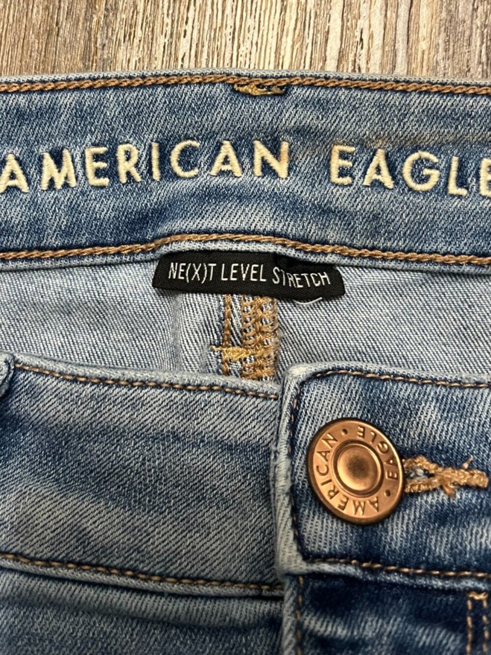 American Eagle Distressed Jeggings -Women Size 10 Short(30x27) - Hi Rise Waist - Picture 4 of 5